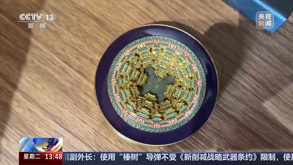 冰箱贴何以成为文创“顶流”?瓦力娱乐棋牌一“贴”难求(图2) 冰箱贴何以成为文创“顶流”?瓦力娱乐棋牌一“贴”难求(图2)