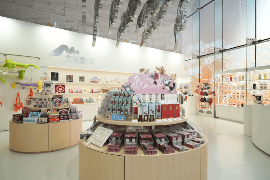 白石热”点燃山东冬日文化消费新气象瓦力棋牌游戏文创日销破两万！“齐(图6)